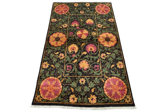 Suzani Rug 4'2'' x 6'5'' Black Wool Traditional Hand-Knotted Oriental Carpet