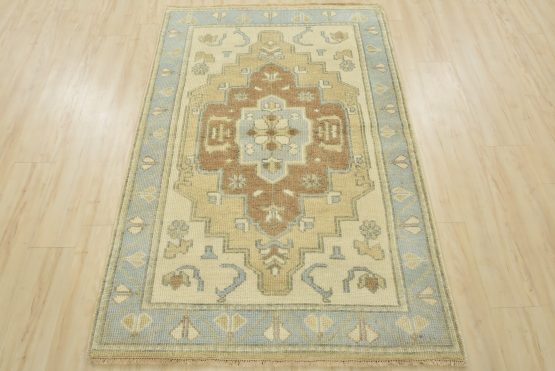 Anatolia Rug 4'1'' x 6'1'' Ivory Wool Tribal Hand-Knotted Oriental Carpet