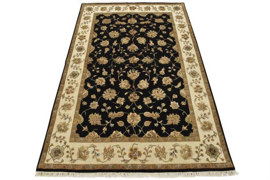 Agra Rug 6'2'' x 9'3'' Black Wool/Silk Traditional Hand-Knotted Oriental Carpet