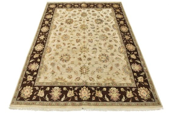 Agra Rug 8'1'' x 10'4'' Cream Wool/Silk Traditional Hand-Knotted Oriental Carpet