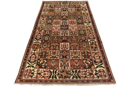 Bakhtiari Rug 7'1'' x 11'3'' Multicolor Wool Semi-Antique Hand-Knotted Carpet