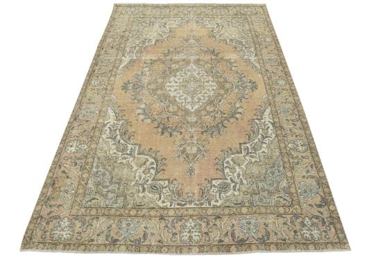 Tabriz Rug 7'9'' x 10'8'' Pink Wool Vintage Distressed Hand-Knotted Carpet