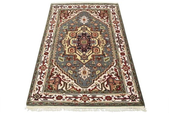 Heriz Rug 4'1'' x 6' Gray Wool Tribal Hand-Knotted Oriental Carpet