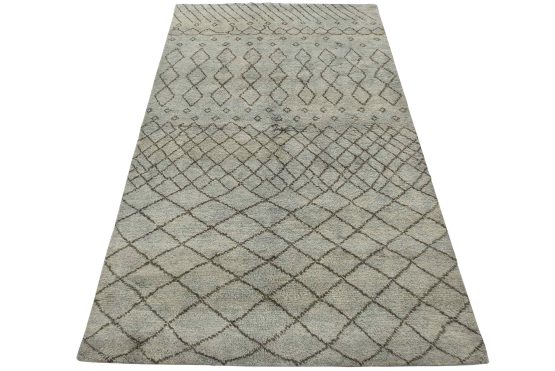 Moroccan Rug 5' x 7'11'' Gray Wool Contemporary Hand-Knotted Carpet