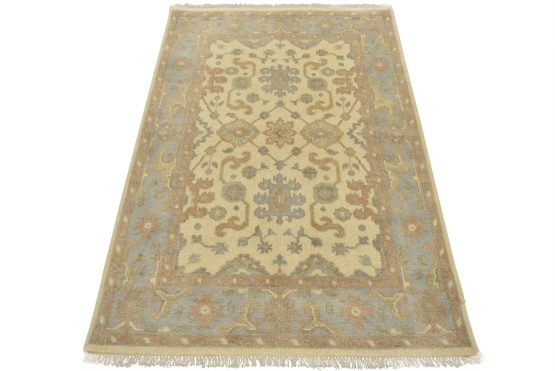 Oushak Rug 4'1'' x 6' Ivory Wool Traditional Hand-Knotted Oriental Carpet