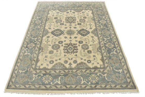 Oushak Rug 8'4'' x 10'1'' Ivory Wool Traditional Hand-Knotted Oriental Carpet