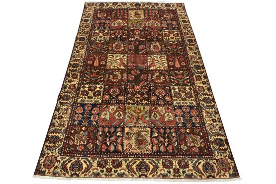Bakhtiari Rug 5'2'' x 7'11'' Multicolor Wool Semi-Antique Hand-Knotted Carpet