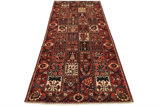 Bakhtiari Rug 5'3'' x 9'11'' Multicolor Wool Semi-Antique Hand-Knotted Carpet