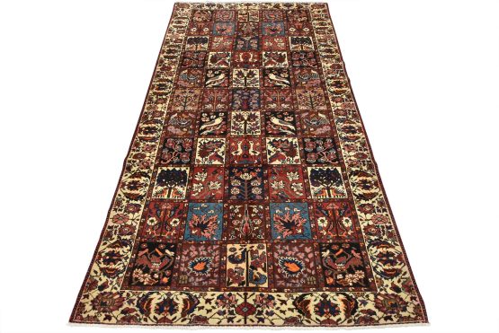 Bakhtiari Rug 5'6'' x 9'11'' Multicolor Wool Semi-Antique Hand-Knotted Carpet