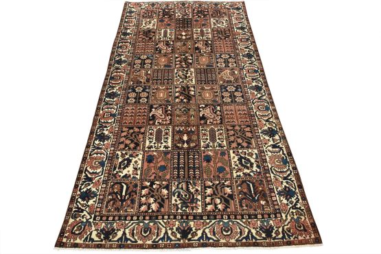 Bakhtiari Rug 5'6'' x 9'11'' Multicolor Wool Semi-Antique Hand-Knotted Carpet