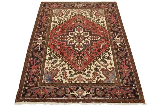 Heriz Rug 5'2'' x 6'5'' Red Wool Vintage Tribal Hand-Knotted Oriental Carpet