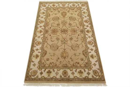 Agra Rug 4'1'' x 6'2'' Beige Wool/Silk Traditional Hand-Knotted Oriental Carpet
