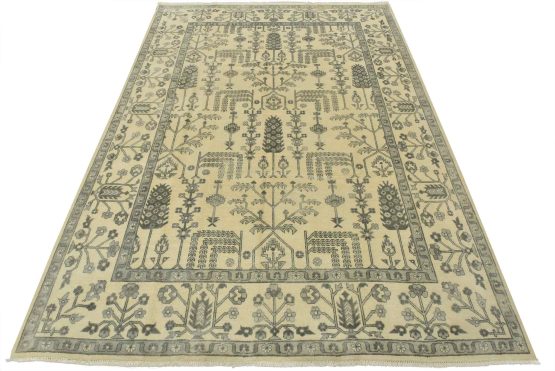 Oushak Rug 8'11'' x 11'10'' Ivory Wool Traditional Hand-Knotted Oriental Carpet