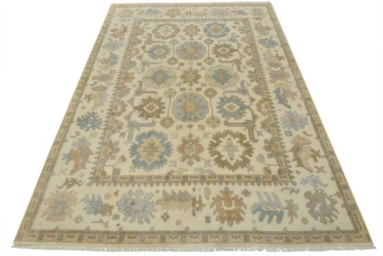 Oushak Rug 9' x 11'11'' Ivory Wool Traditional Hand-Knotted Oriental Carpet