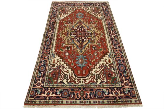Heriz Rug 4'11'' x 7'11'' Red Wool Tribal Hand-Knotted Oriental Carpet