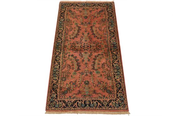 Fine Sarouk Rug 2'5'' x 4'6'' Pink Wool Traditional Hand-Knotted Oriental Carpet