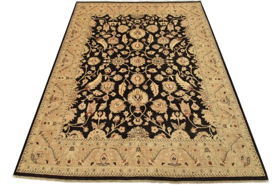 Ziegler Rug 8' x 9'10'' Black Wool Traditional Hand-Knotted Oriental Carpet