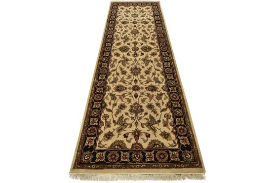 Agra Runner 4'1'' x 11'10'' Beige Wool Traditional Hand-Knotted Oriental Rug