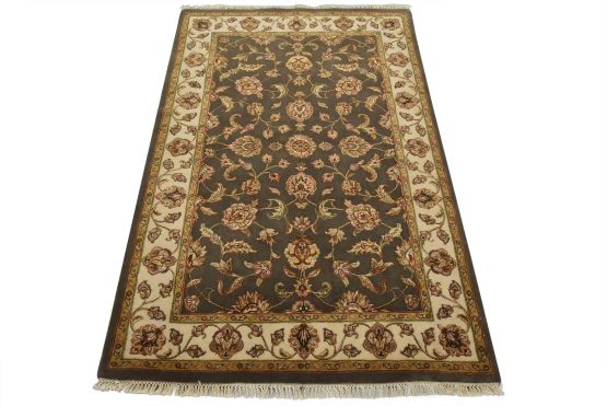 Agra Rug 4'1'' x 6'2'' Gray Wool/Silk Traditional Hand-Knotted Oriental Carpet
