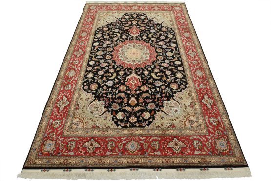 Tabriz Rug 6'7'' x 9'10'' Black Wool/Silk Traditional Hand-Knotted Carpet