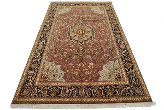 Tabriz Rug 6'9'' x 9'10'' Pink Wool/Silk Traditional Hand-Knotted Carpet