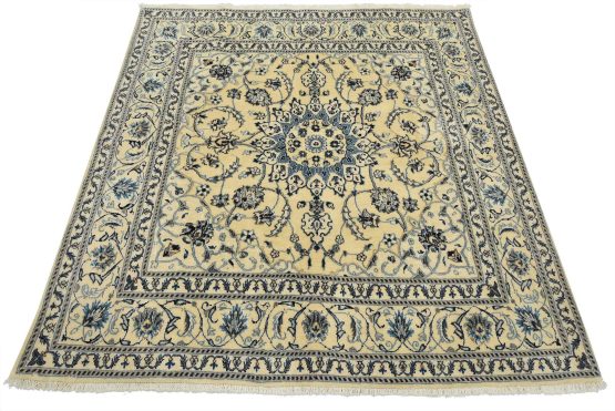 Nain Rug 6'5'' x 6'7'' Ivory Wool Vintage Traditional Hand-Knotted Carpet